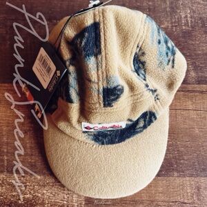 END. Columbia Douglas Fir Camper Cap Hat • Beige • 2023